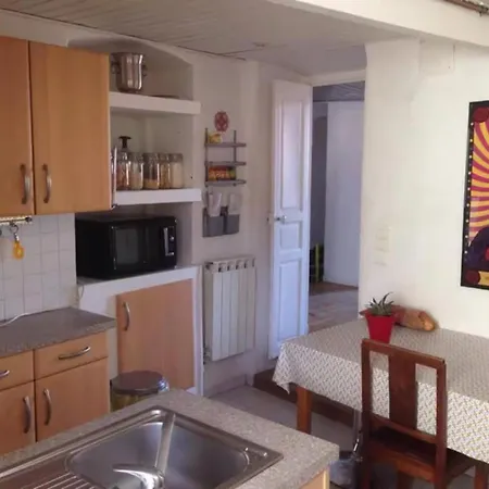 T4 Terrasses Vieille Ville, Апартаменты *