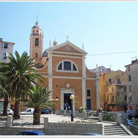 T4 Terrasses Vieille Ville, Apartmán Ajaccio (Corsica)