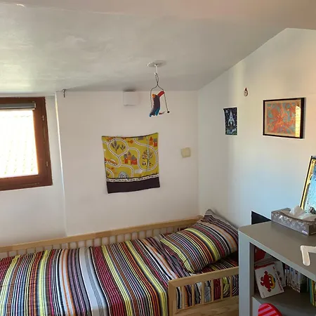 T4 Terrasses Vieille Ville, * Ajaccio (Corsica)